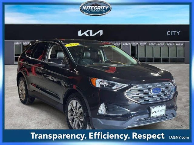 2023 Ford Edge Titanium AWD photo