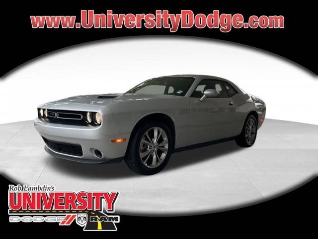 2023 Dodge Challenger SXT AWD photo