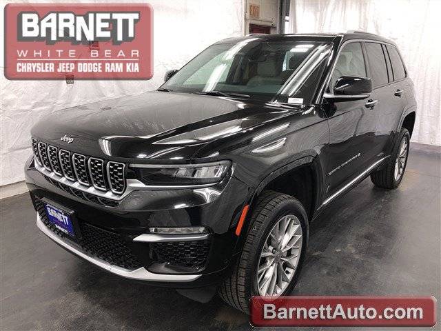 2022 Jeep Grand Cherokee Summit 4WD photo