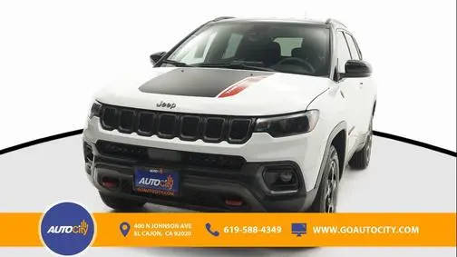 2023 Jeep Compass Trailhawk 4WD photo
