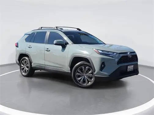 2022 Toyota RAV4 Hybrid XLE Premium AWD photo