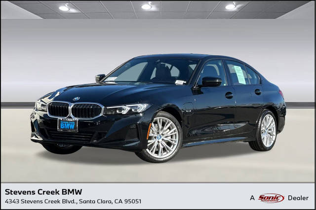 2023 BMW 3 Series 330e RWD photo