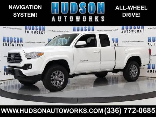 2018 Toyota Tacoma SR5 4WD photo