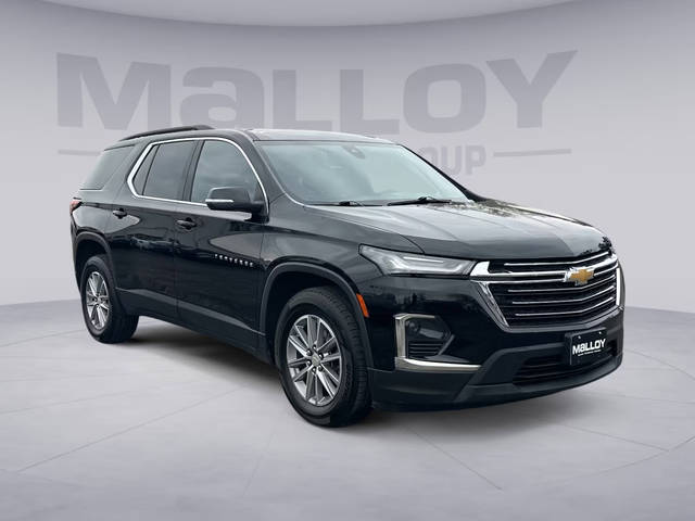 2022 Chevrolet Traverse LT Leather AWD photo