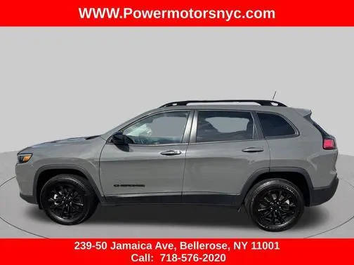 2023 Jeep Cherokee Altitude Lux 4WD photo