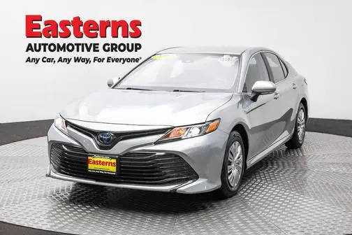 2020 Toyota Camry Hybrid LE FWD photo