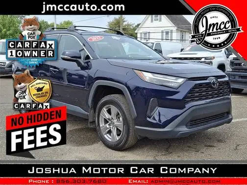 2022 Toyota RAV4 XLE AWD photo