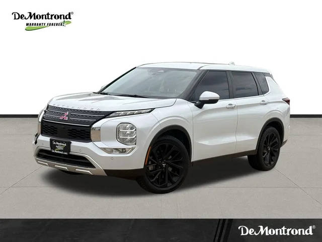 2022 Mitsubishi Outlander SE FWD photo