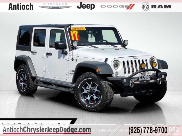 2017 Jeep Wrangler Unlimited Sport 4WD photo