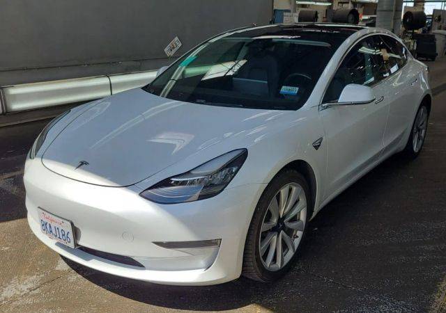2019 Tesla Model 3 Long Range RWD photo
