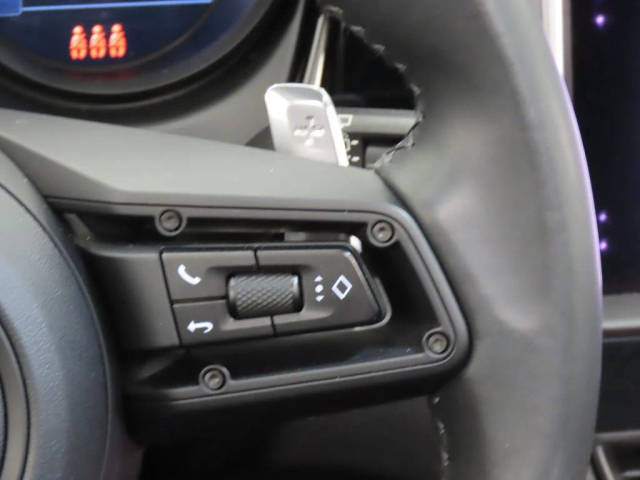 2022 Porsche Macan AWD photo