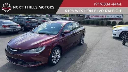 2015 Chrysler 200 S FWD photo