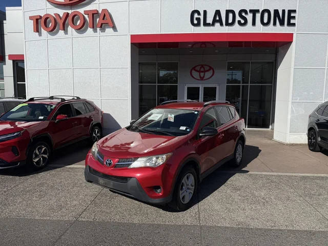 2015 Toyota RAV4 LE AWD photo