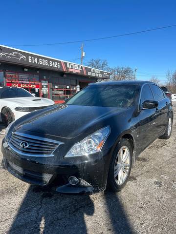 2015 Infiniti Q40  AWD photo