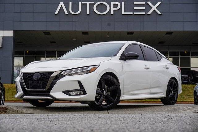2022 Nissan Sentra SR FWD photo