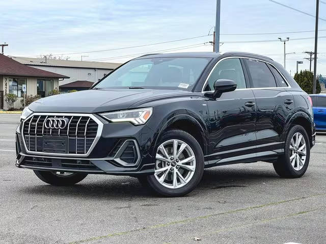 2023 Audi Q3 S line Premium AWD photo