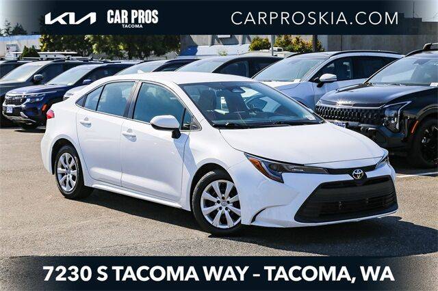 2023 Toyota Corolla LE FWD photo