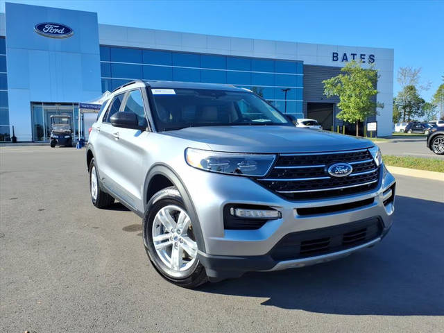 2023 Ford Explorer XLT 4WD photo