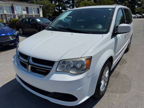 2016 Dodge Grand Caravan SXT FWD photo