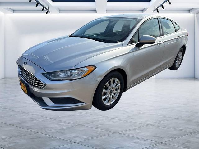 2017 Ford Fusion S FWD photo
