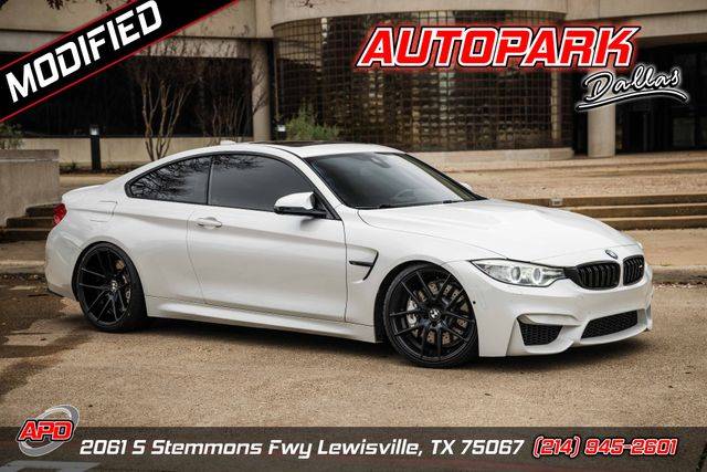 2015 BMW M4  RWD photo