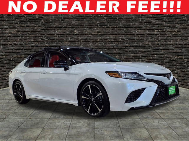 2018 Toyota Camry XSE FWD photo