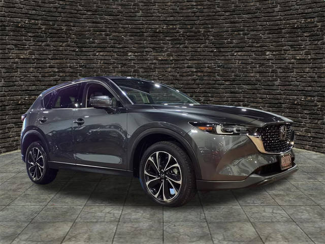 2022 Mazda CX-5 2.5 S Premium Package AWD photo