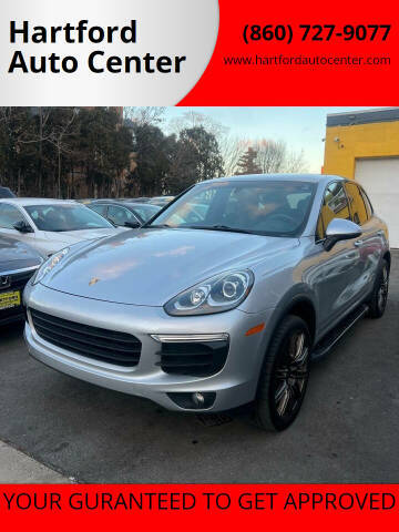 2016 Porsche Cayenne  AWD photo