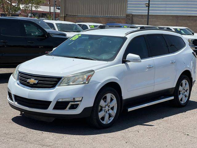 2016 Chevrolet Traverse LT FWD photo