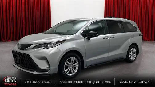 2023 Toyota Sienna XSE 25th Anniversary AWD photo