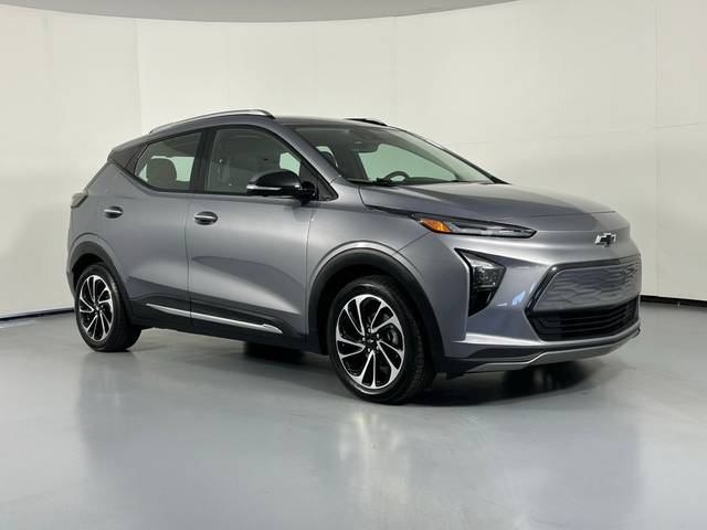 2023 Chevrolet Bolt EUV Premier FWD photo