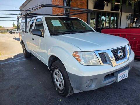 2015 Nissan Frontier S RWD photo