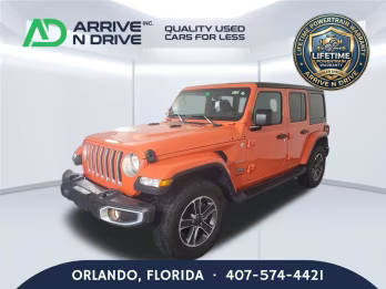 2023 Jeep Wrangler Unlimited Sahara 4WD photo
