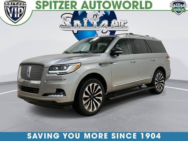2023 Lincoln Navigator Reserve 4WD photo