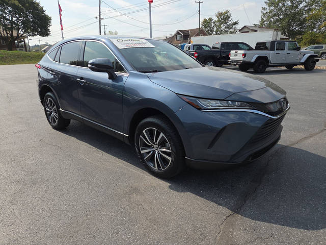 2022 Toyota Venza LE AWD photo