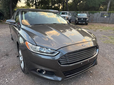 2015 Ford Fusion SE FWD photo
