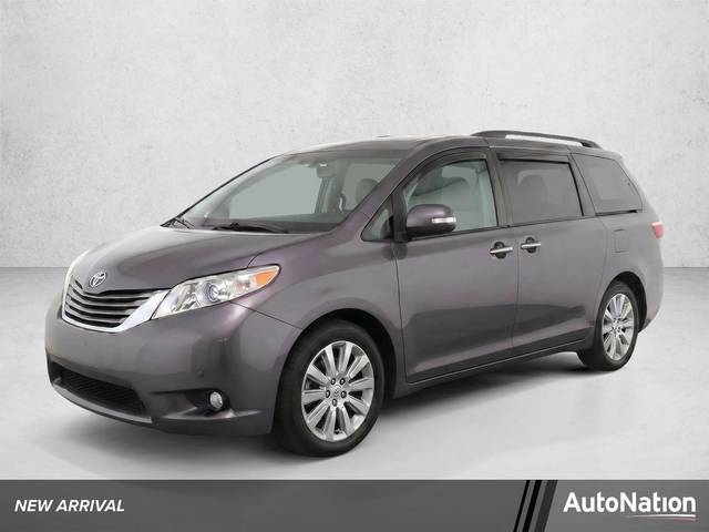 2015 Toyota Sienna Ltd Premium AWD photo