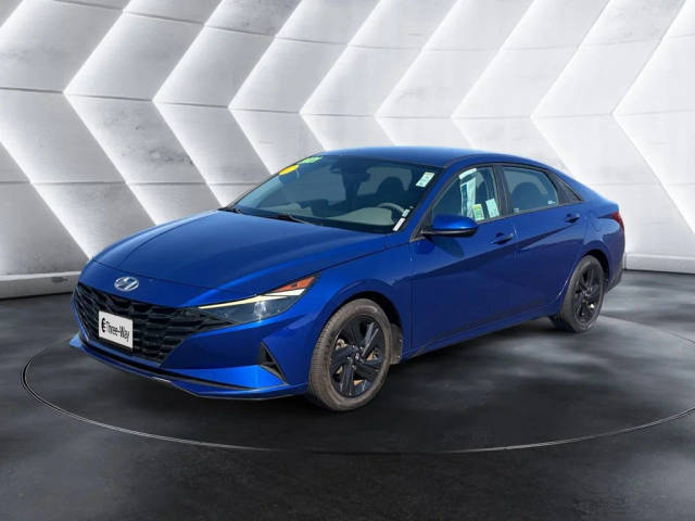 2021 Hyundai Elantra SEL FWD photo