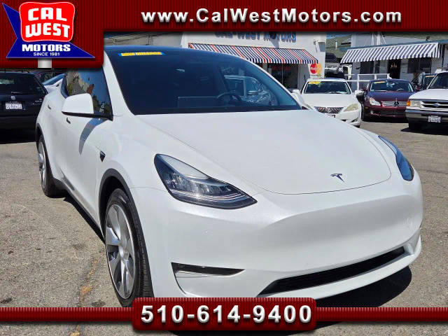 2022 Tesla Model Y Long Range AWD photo