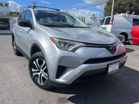 2018 Toyota RAV4 LE FWD photo