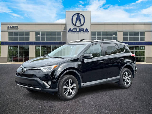 2016 Toyota RAV4 XLE AWD photo