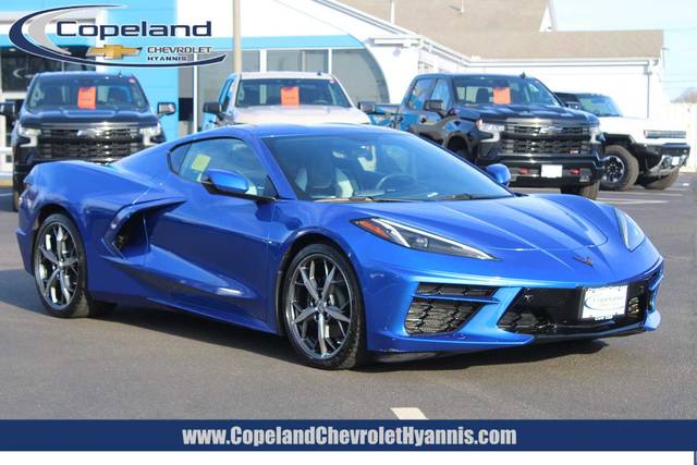 2020 Chevrolet Corvette 2LT RWD photo