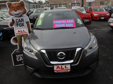 2020 Nissan Kicks SV FWD photo