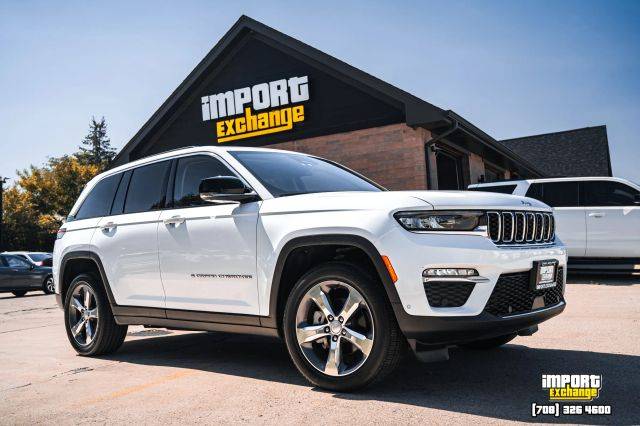 2022 Jeep Grand Cherokee Limited 4WD photo