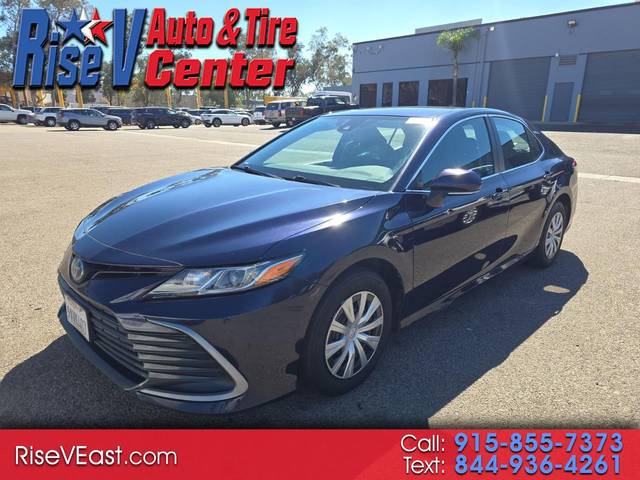 2022 Toyota Camry Hybrid LE FWD photo