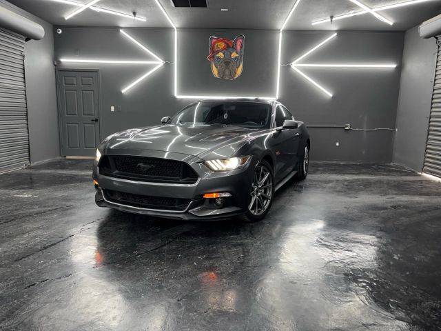 2015 Ford Mustang GT Premium RWD photo