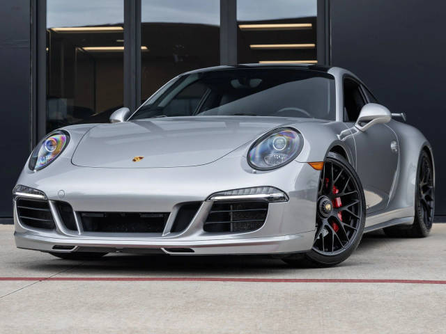 2016 Porsche 911 Carrera GTS RWD photo