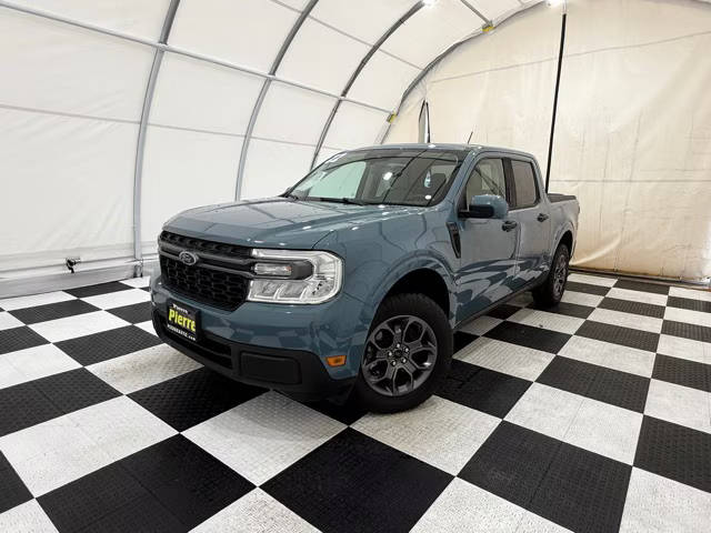 2022 Ford Maverick XLT AWD photo