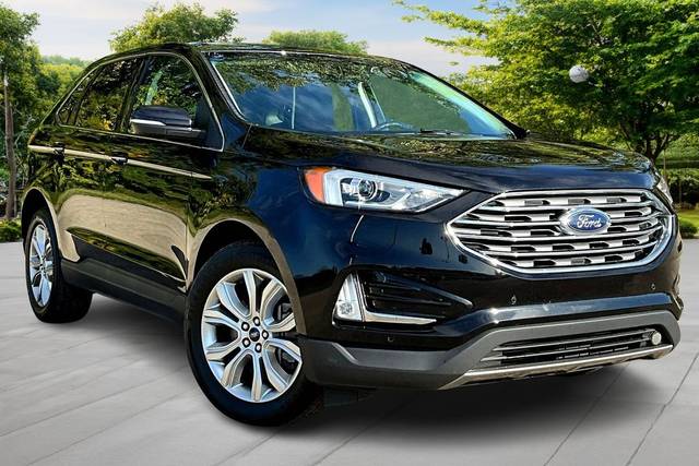 2021 Ford Edge Titanium AWD photo