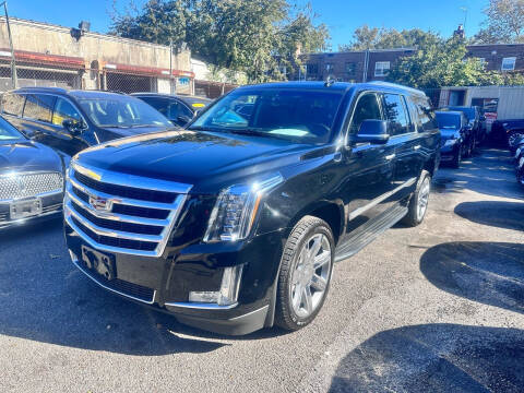 2020 Cadillac Escalade ESV Luxury 4WD photo